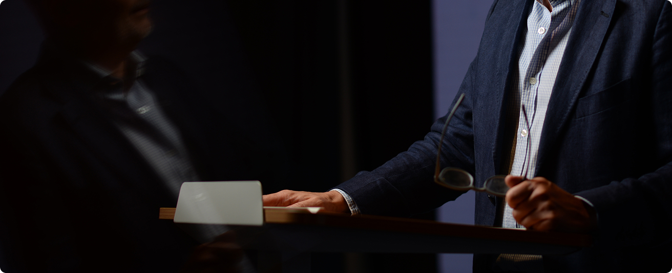 Charlas y conferencias sobre liderazgo, talento e inteligencia artificial